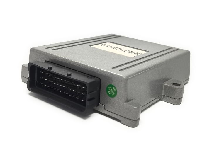 HL-C2039 车载控制器实物图